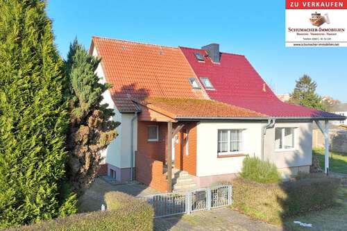 Foto - Haus zum Kaufen in Saal 154.000,00 € 102 m²