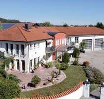 Haus zum Kaufen in Winhöring 1.975.000,00 € 320 m²