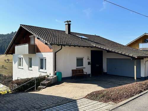 Foto - Haus zum Kaufen in Dornhan 359.000,00 € 213 m²