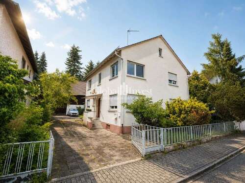 Foto - Haus zum Kaufen in Stutensee Friedrichstal 655.000,00 € 169.28 m²