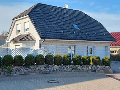 Foto - Haus zum Kaufen in Röbel Müritz 350.000,00 € 120.12 m²