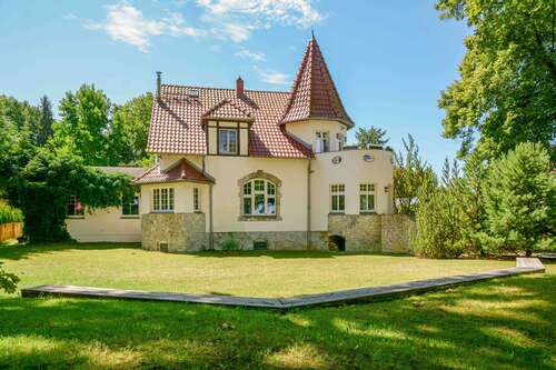 Foto - Haus zum Kaufen in Schwielowsee 1.350.000,00 € 209 m²
