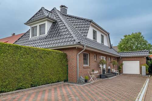 Foto - Haus zum Kaufen in Drochtersen 529.000,00 € 151.42 m²