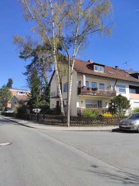 Foto - Haus zum Kaufen in Erlangen 690.000,00 € 240 m²