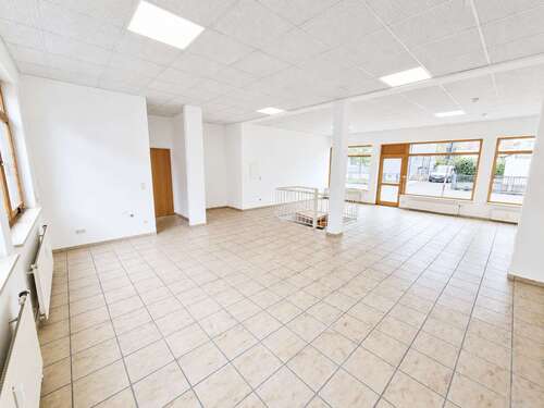 Foto - Einzelhandel in Lauf an der Pegnitz 200.000,00 € 70.34 m²