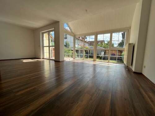 Foto - Haus zum Mieten in Landshut 1.670,00 € 147 m²