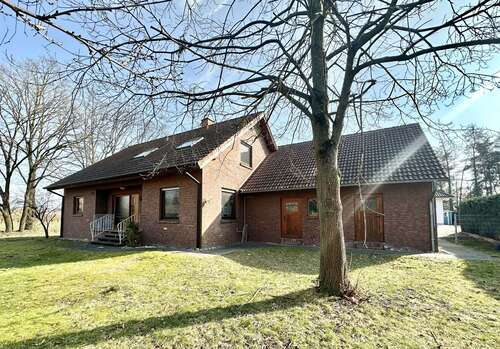 Foto - Haus zum Kaufen in Niedersachsen - Jembke 325.000,00 € 170 m²