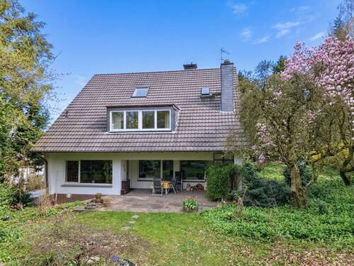 Foto - Haus zum Kaufen in Velbert 584.000,00 € 390 m²