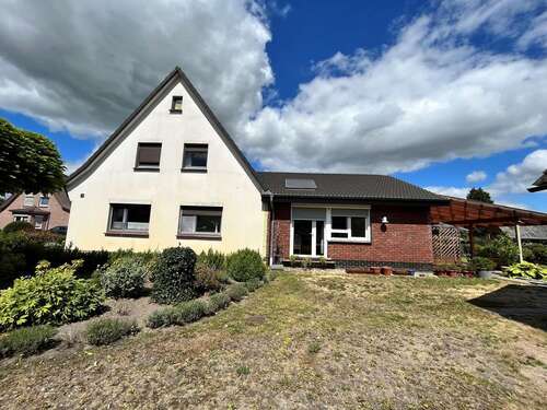 Foto - Haus zum Kaufen in Heeslingen 325.000,00 € 172 m²