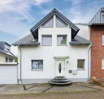 Haus zum Kaufen in Köln 985.000,00 € 181.35 m²