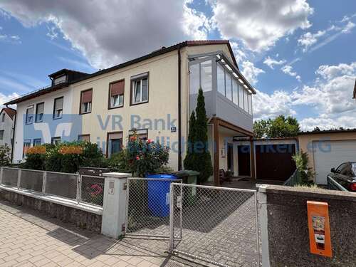 Foto - Haus zum Kaufen in Ingolstadt 649.000,00 € 186 m²