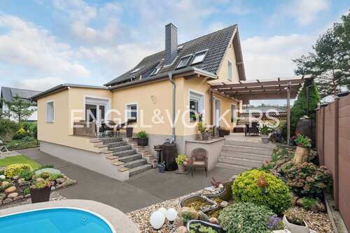 Foto - Haus zum Kaufen in Blankenfelde-Mahlow 585.000,00 € 130 m²