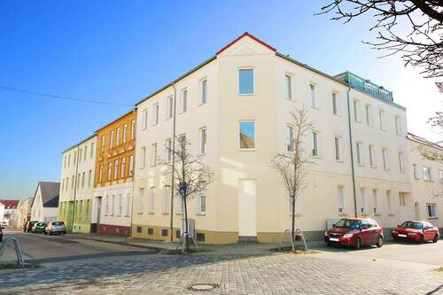 Foto - Haus zum Kaufen in Dessau-Roßlau 310.000,00 € 425.18 m²