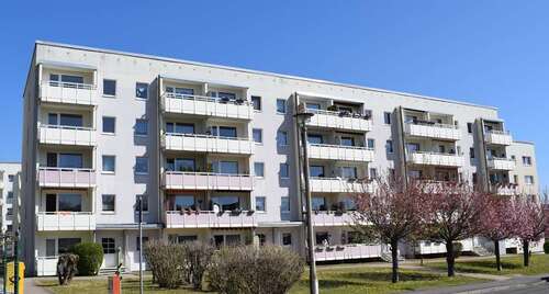 Foto - Wohnung zum Mieten in Gotha 360,00 € 59.21 m²