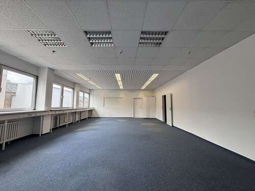 Foto - Büro in Berlin 1.969,20 € 164.1 m²