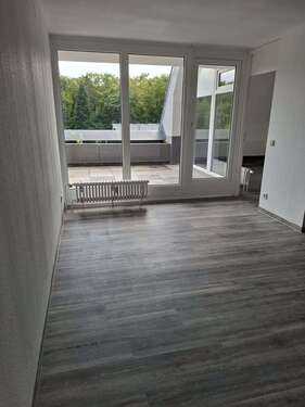 Foto - Wohnung zum Mieten in Stuttgart 1.087,37 € 95.05 m²