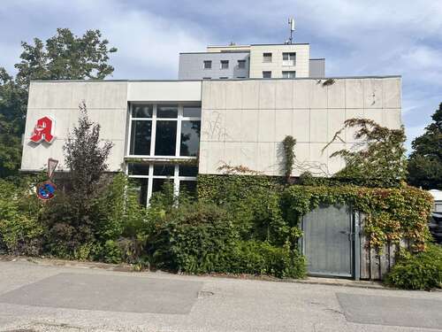 Foto - Einzelhandel in Oldenburg in Holstein 1.275,00 € 93.03 m²