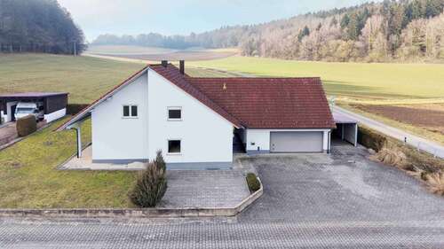 Foto - Haus zum Kaufen in Neumarkt in der Oberpfalz Lippertshofen 443.000,00 € 120 m²