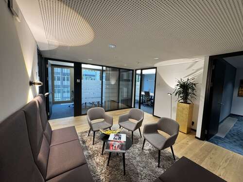 Foto - Büro in Stuttgart 6.715,00 € 170 m²