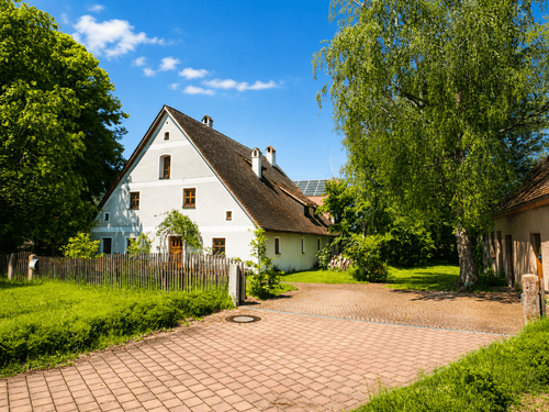 Foto - Haus zum Kaufen in Mühlhausen 875.000,00 € 410 m²
