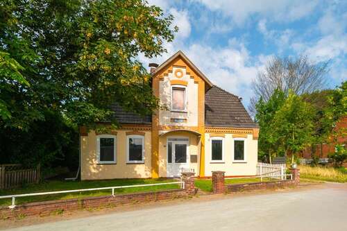 Foto - Haus zum Kaufen in Husum 265.000,00 € 172 m²