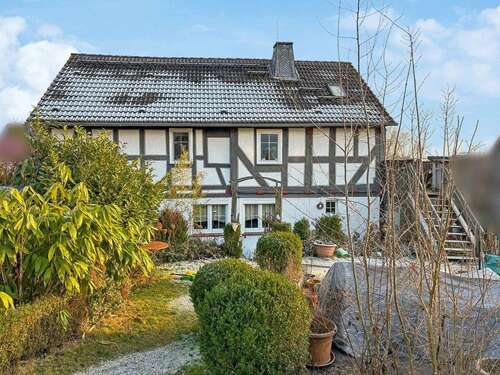 Foto - Haus zum Kaufen in Cölbe 344.600,00 € 205.23 m²