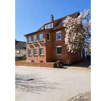 Haus zum Kaufen in Emmerthal 289.000,00 € 383 m²