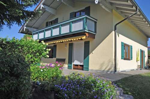 Foto - Haus zum Kaufen in Übersee am Chiemsee 935.000,00 € 155 m²