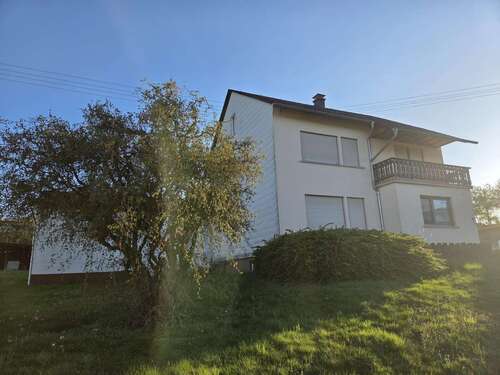 Foto - Haus zum Kaufen in Heinzenbach 249.000,00 € 158 m²