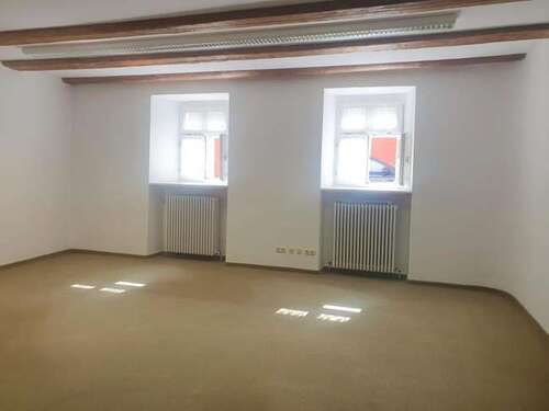 Foto - Büro in Burglengenfeld 790,00 € 102.41 m²