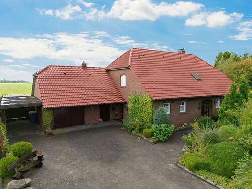 Foto - Haus zum Kaufen in Südbrookmerland Uthwerdum 439.000,00 € 210 m²