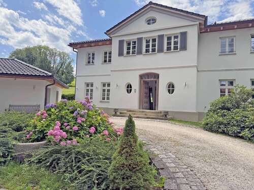 Foto - Wohnung zum Mieten in Bernau am Chiemsee 2.280,00 € 115 m²
