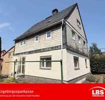 Haus zum Kaufen in Thermalbad Wiesenbad 48.000,00 € 142 m²