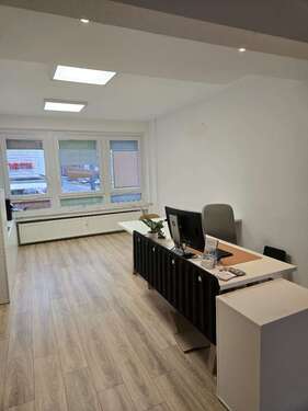 Foto - Büro in Düsseldorf 599,00 € 30 m²