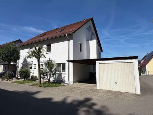 Foto - Haus zum Kaufen in Neusäß 759.000,00 € 152 m²