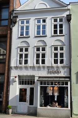Foto - Einzelhandel in Lüneburg 2.450,00 € 300 m²