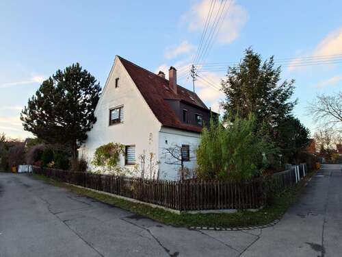 Foto - Haus zum Kaufen in Augsburg 598.750,00 € 123 m²