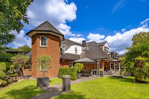 Foto - Haus zum Kaufen in Hoisdorf 2.485.000,00 € 495.72 m²
