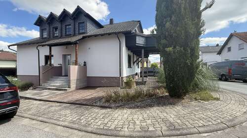 Foto - Haus zum Kaufen in Appenheim 690.000,00 € 243 m²