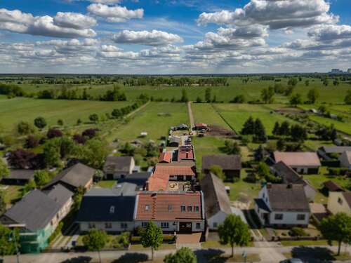 Foto - Haus zum Kaufen in Tauer 699.000,00 € 470 m²