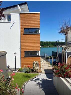 Foto - Haus zum Kaufen in Neukieritzsch 1.300.000,00 € 153 m²