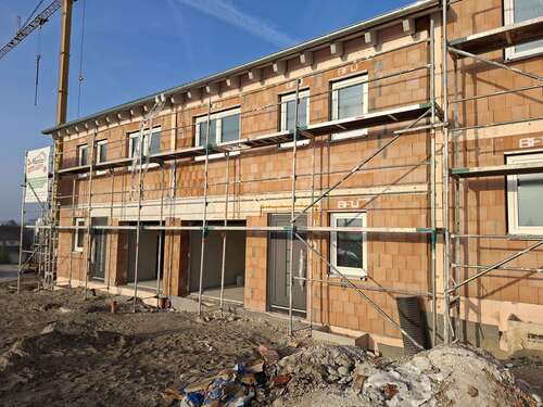 Foto - Haus zum Kaufen in Adelmannsfelden 487.000,00 € 119 m²