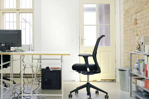 Foto - Büro in Berlin 600,00 € 33 m² - 600,00&nbsp;EUR Kaltmiete, ca.&nbsp; 33,00&nbsp;m&sup2;
