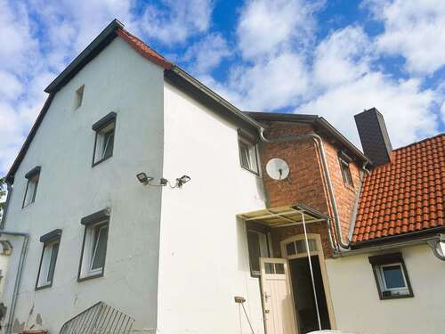 Foto - Haus zum Kaufen in Angersdorf 120.000,00 € 136 m²