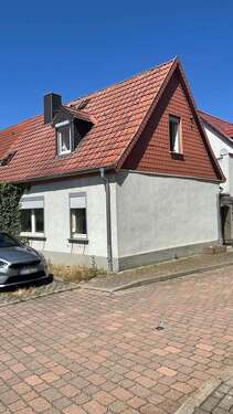 Foto - Haus zum Kaufen in Güsten 39.500,00 € 83 m²