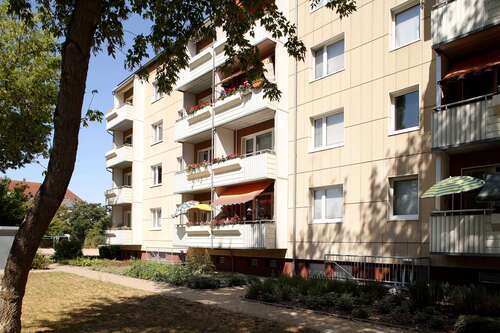 Foto - Wohnung zum Mieten in Neubrandenburg 401,00 € 60.18 m²