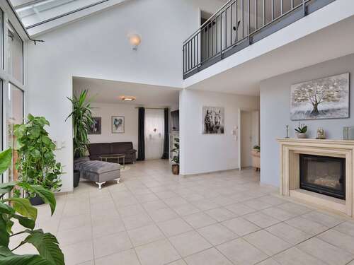 Foto - Haus zum Kaufen in Ostelsheim 799.000,00 € 242 m²