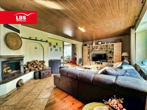 Foto - Haus zum Kaufen in Lage 298.000,00 € 235.46 m²