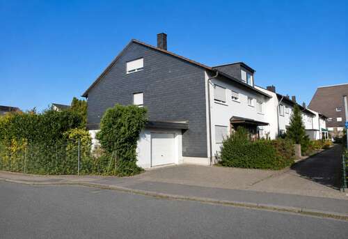 Foto - Haus zum Kaufen in Siegburg-Kaldauen 389.000,00 € 146 m²