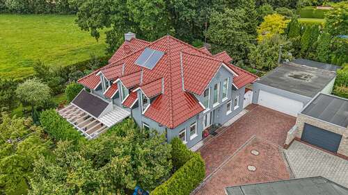 Foto - Haus zum Kaufen in Bad Zwischenahn 950.000,00 € 237 m²
